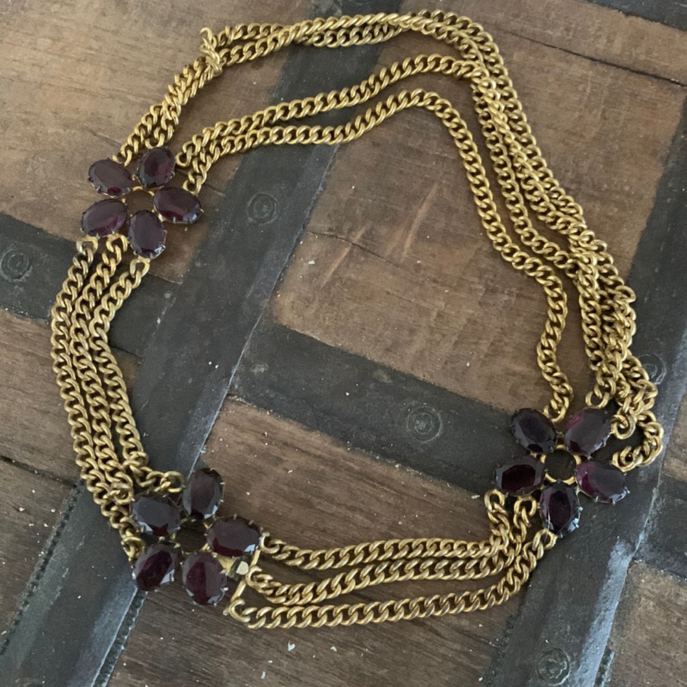 Beautiful 3 layered vintage necklace